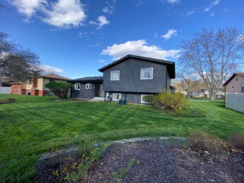 7376 Buchanan St, Gary IN 46410-4655 exterior