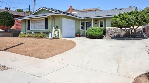 1451 Clarke Dr, El Cajon, CA 92021-3508