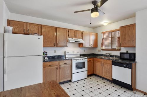 1787 Granby Ct, Aurora CO 80012-6293 exterior