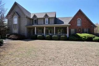 1005 Rolling Oaks Ln, Piperton, TN 38017-3215
