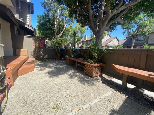 2321 Mira Ct, Anaheim CA  92802-5524 exterior