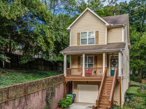 1886 Marietta Rd, Atlanta GA  30318-2764 exterior