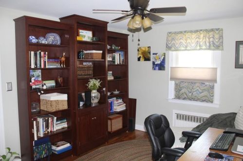 71 Catherine St, Middletown CT  06457-2216 exterior