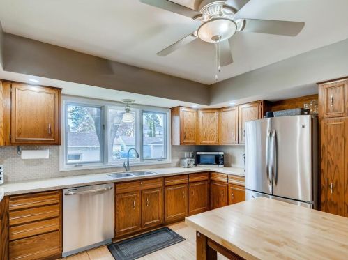 1669 Juliet Ave, Saint Paul MN  55105-2120 exterior