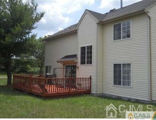 515 Crestwood St, Piscataway, NJ 08854-6507
