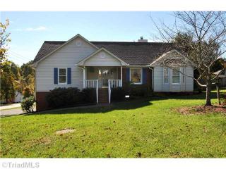 900 Loblolly Dr, Lewisville, NC 27023-8613