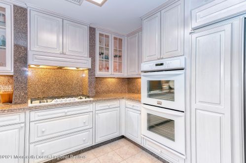 149 Bowne Rd, Tinton Falls NJ  07712-2519 exterior