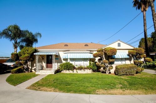 8323 Vista Del Rio Ave, Downey, CA 90240-2822