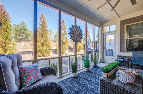 1558 Renaissance Dr, Conyers GA  30012-3895 exterior