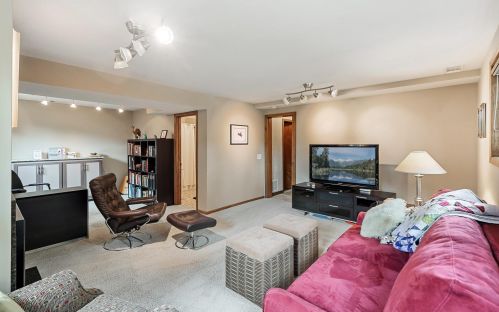 3393 Chandler Rd, Saint Paul MN  55126-3913 exterior