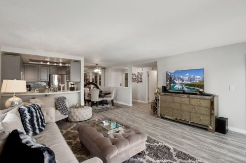 2348 La Costa Ave, Carlsbad, CA 92009-6928