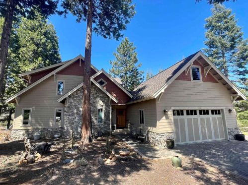 232 Dinsmore Dr, Peninsula Village, CA 96137-9624