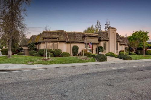 1690 Johnson Rd, Turlock, CA 95382-2816