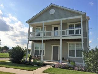 85 Oxford Close, Dekalb, IL 60112-4215