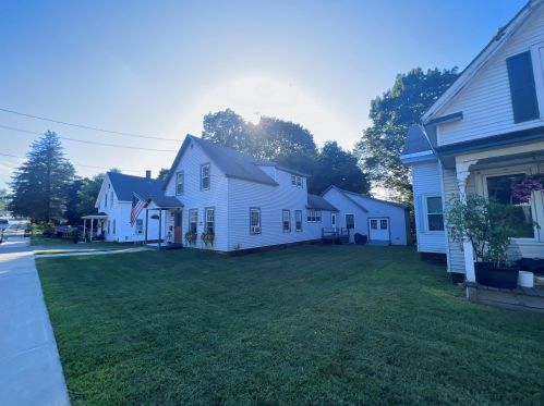 217 Pleasant St, Unity, NH 03743-3156