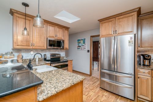 7517 Halesia Ct, Orland Park, IL 60462-4201