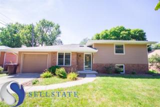 851 51st St, Lincoln, NE 68510-3822