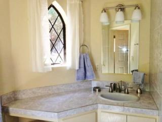 3290 Redwood Rd, Fairfield CA  94558-9706 exterior