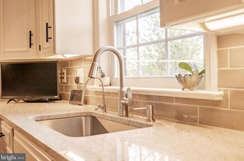 221 Clearview Rd, Hanover PA 17331-1311 exterior