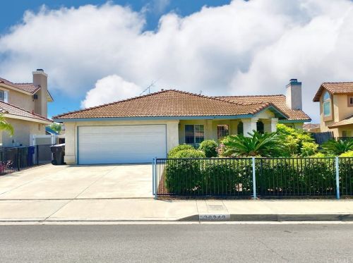 20249 Edmund Rd, Riverside, CA 92508-2941
