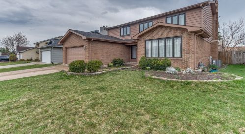 731 Eastchester Rd, Wheeling, IL 60090-7311