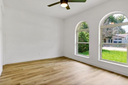 2510 Carlow Dr, Austin TX  78745-4328 exterior