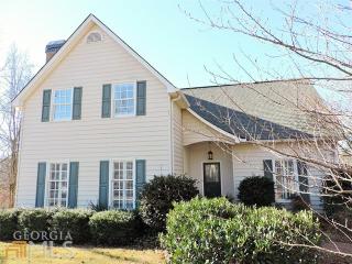 4117 Blackhawk Dr, Gainesville, GA 30506-2253