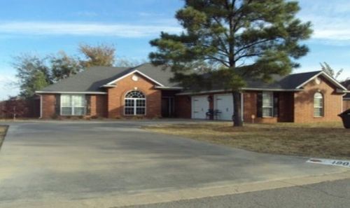 1907 Winterpark Dr, Sallisaw, OK 74955-7600