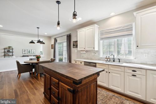 4128 Justin Ct, Collegeville PA  19426-4131 exterior