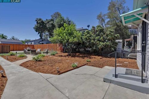 1233 D St, Hayward, CA 94541-4219