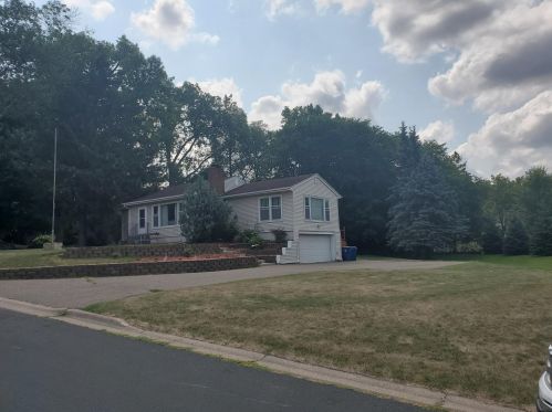 614 Butler Ave, Saint Paul, MN 55118-1815
