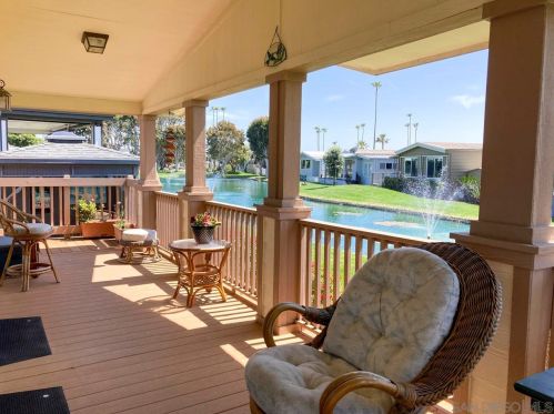 7015 San Carlos St, Carlsbad, CA 92011-4648