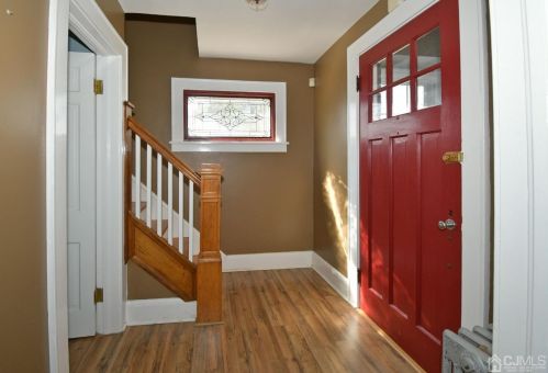 57 Freedom Ave, Piscataway, NJ 08854-5415