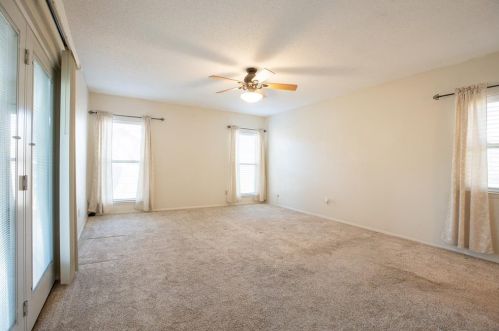 6208 Bellhurst Ct, Fort Worth TX  exterior