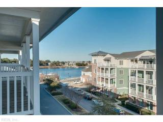 8313 View Blvd, Norfolk, VA 23518-3561