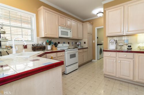 148 Wexford Ct, Stockbridge GA  30281-6307 exterior