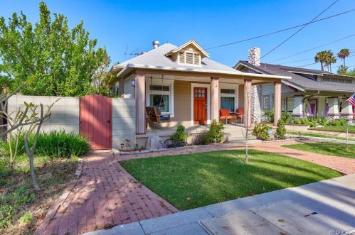 186 Cambridge St, Orange, CA 92866-1619