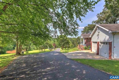 1027 Amicus Rd, Stanardsville, VA 22973-3500