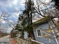 95 Barton Hollow Rd, Flemington, NJ 08822-5930