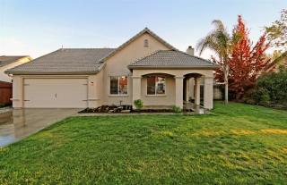1575 Chimney Way, Lemoore, CA 93245-1779