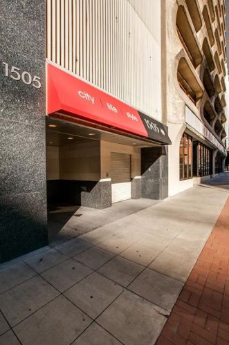1505 Elm St, Dallas TX  75201-3530 exterior