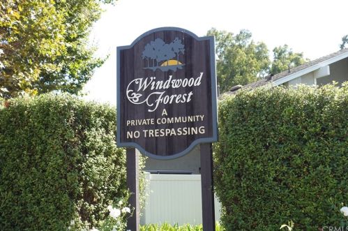 2514 Laurelwood, Santa Ana CA  92704-5439 exterior