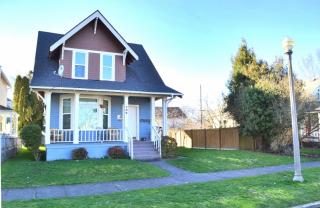 708 Fife St, Tacoma, WA 98405-2716