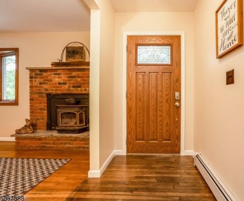 2 Winding Way, Andover, NJ 07821-4041