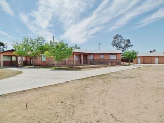 1355 Mahan St, Ridgecrest, CA 93555-8975