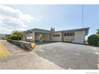 1445 Apona St, Honolulu, HI 96819-1614