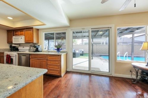 271 Avenida Rio Bravo, Anaheim CA  92808-1014 exterior