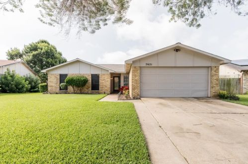7621 Nutwood Pl, Fort Worth TX  76133-7514 exterior
