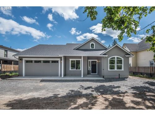 1318 1st St, Newberg OR  97132 exterior