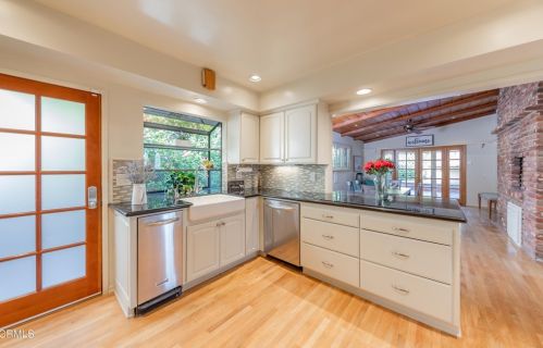 5028 Ramsdell Ave, Glendale CA 91214-1962 exterior